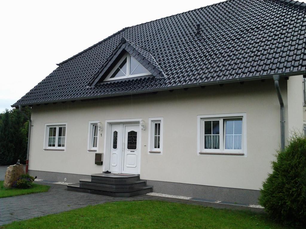 Ferienwohnung Zinn Rockeskyll Szoba fotó